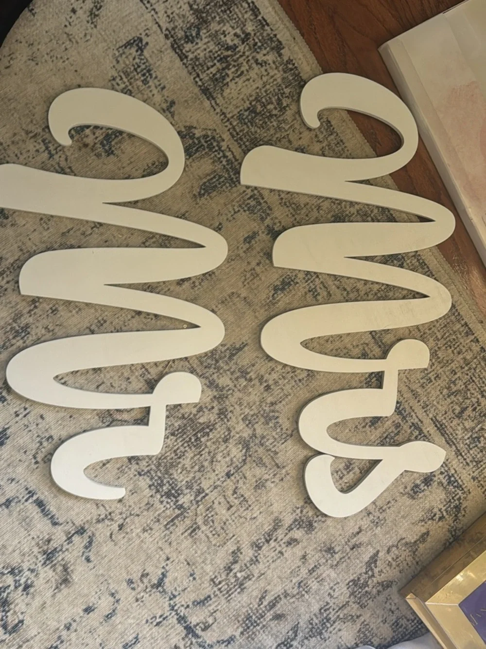 White 'Mr & Mrs' Wooden signs
